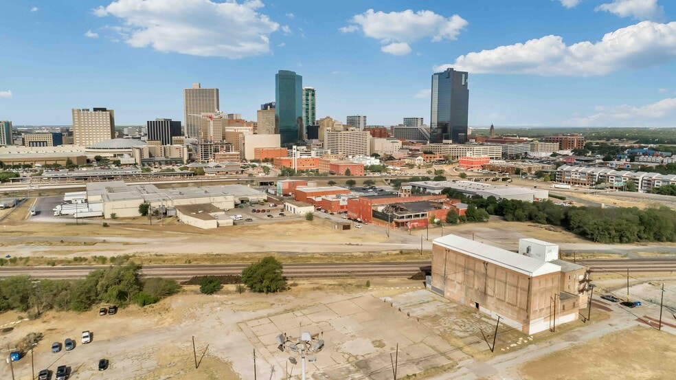 More Photos Of 1000 Harding St, Fort Worth Land For Sale
