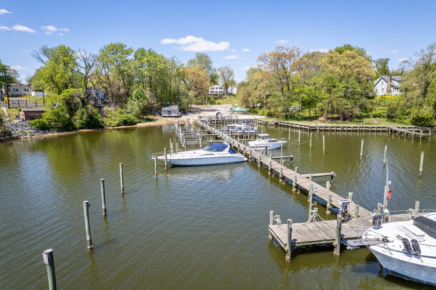 More Photos Of 7813 Leymar Rd, Glen Burnie Marina For Sale