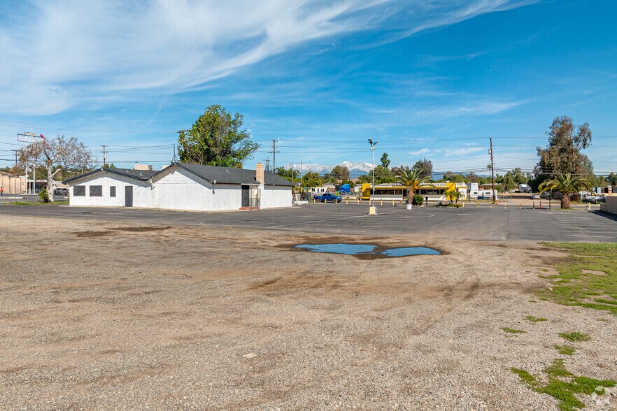 More Photos Of 10390 Arlington Ave, Riverside Land For Lease