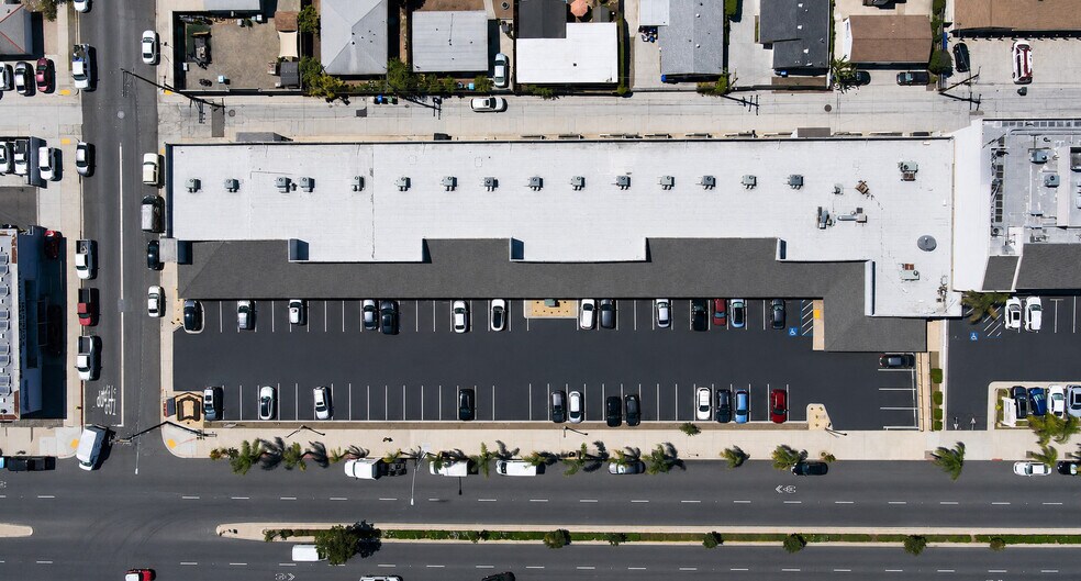 More Photos Of 7149-7151 El Cajon Blvd, San Diego Freestanding For Sale