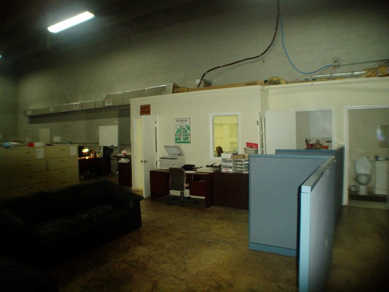 More Photos Of 3100 NW 72nd Ave, Miami Warehouse For Lease