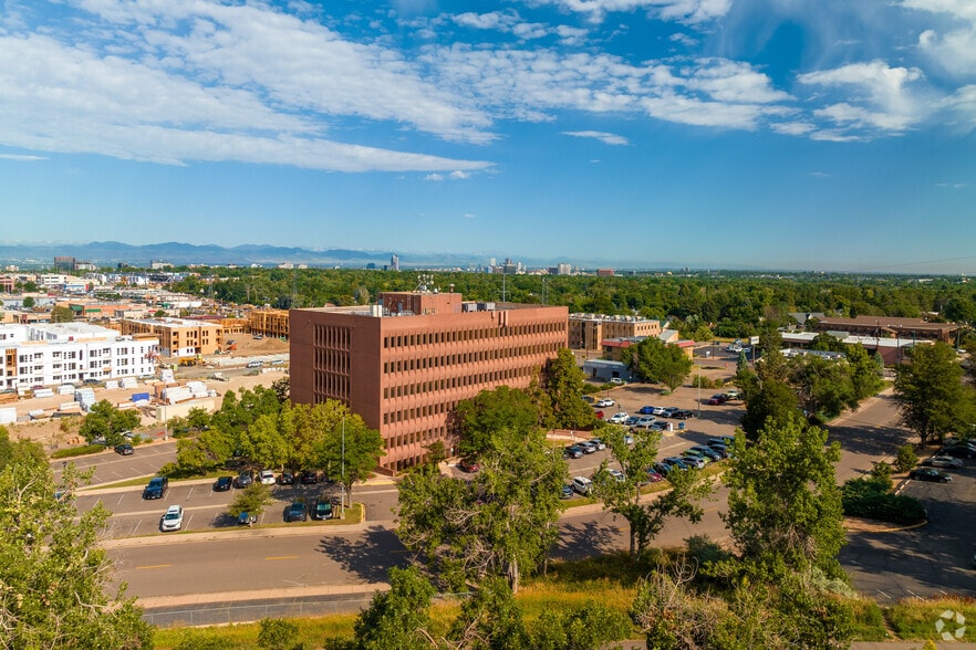 More Photos Of 2121 S Oneida St, Denver Medical For Lease