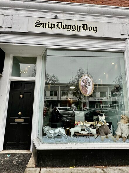 More Photos Of 235-239 Sound Beach Ave, Old Greenwich Freestanding For Lease