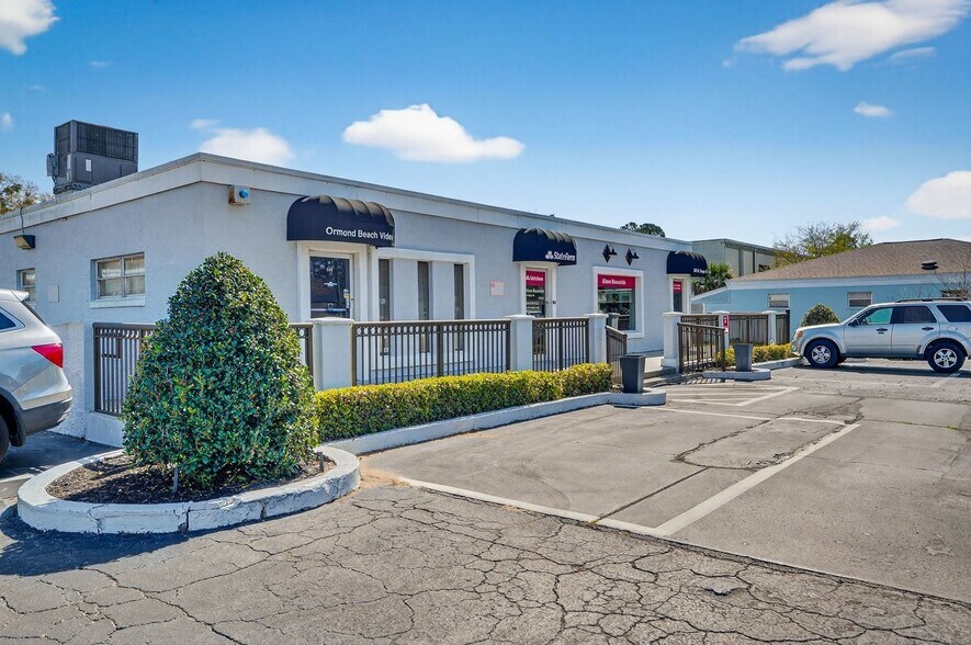 More Photos Of 325 S Yonge St, Ormond Beach Medical For Sale