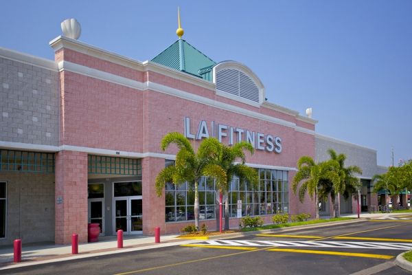 More Photos Of 2301 Del Prado Blvd S, Cape Coral General Retail For Lease