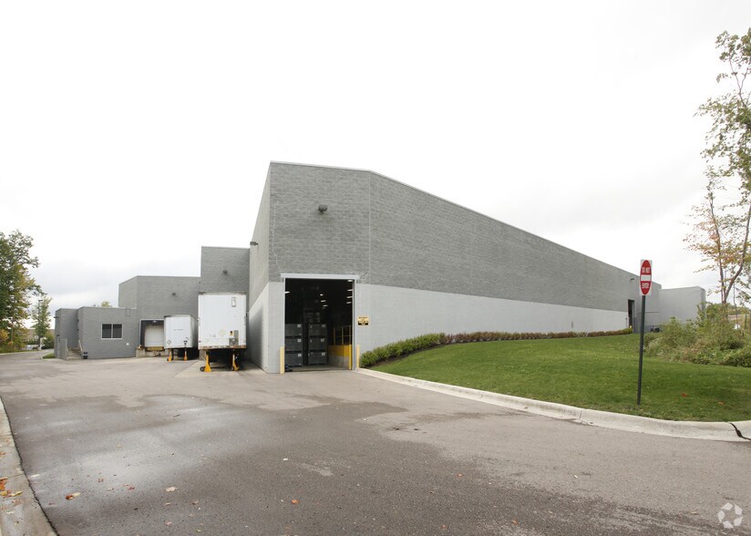 More Photos Of 46480 Magellan Dr, Novi Manufacturing For Lease