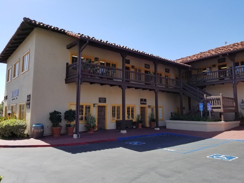 More Photos Of 110 Civic Center Dr, Vista Office For Sale