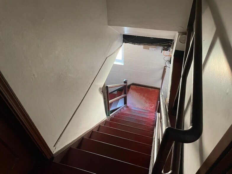 More Photos Of 4145 Brownsville Rd, Pittsburgh Storefront For Sale