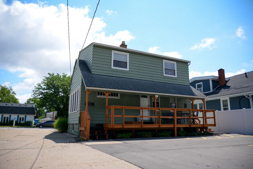 More Photos Of 1158 S Main St, Plymouth Office For Sale