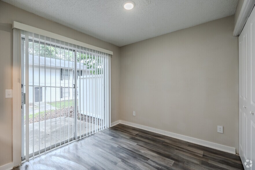 More Photos Of 3100 Godby Rd, College Park Apartments For Sale