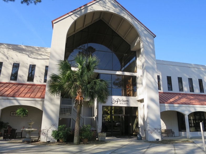 More Photos Of 840 William Hilton Pky, Hilton Head Island General Retail For Lease