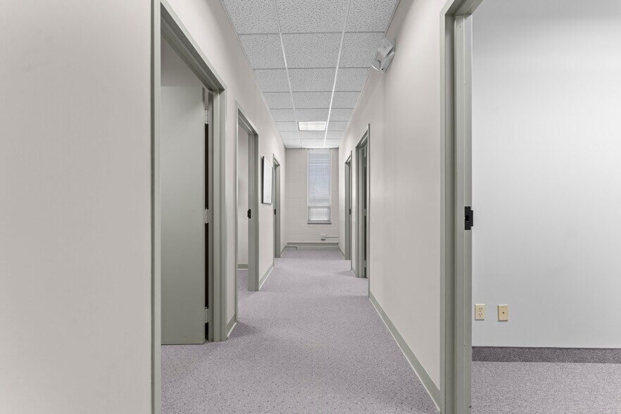 More Photos Of 103 Phoenix Ave, Enfield Medical For Lease