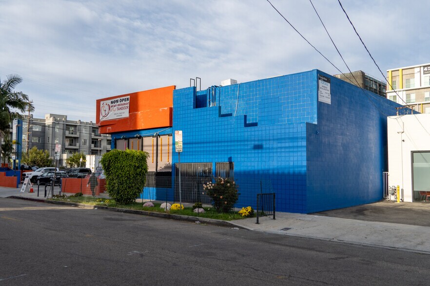 More Photos Of 10020-10036 Venice Blvd, Culver City Freestanding For Lease