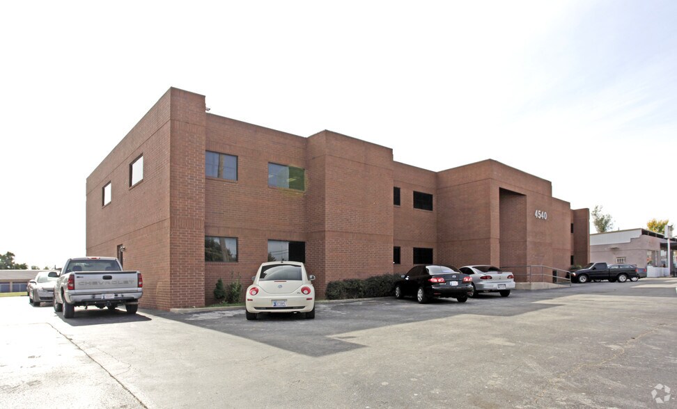 Primary Photo Of 4540 NW 10th St, Oklahoma City Office For Lease