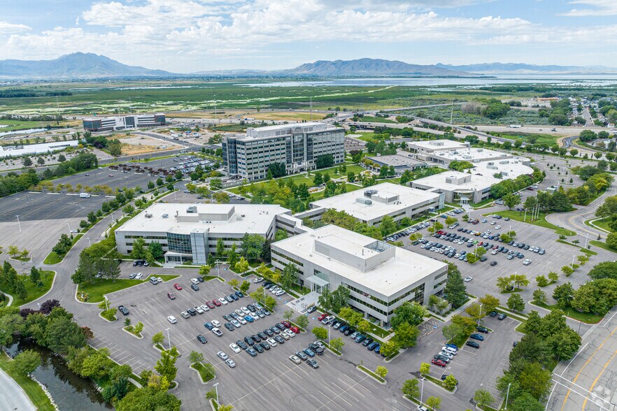 More Photos Of 1712 S East Bay Blvd, Provo Unknown For Lease