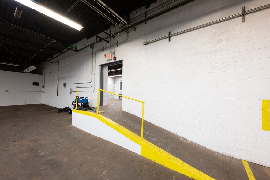 More Photos Of 425 N 3rd St, Allentown Warehouse For Lease