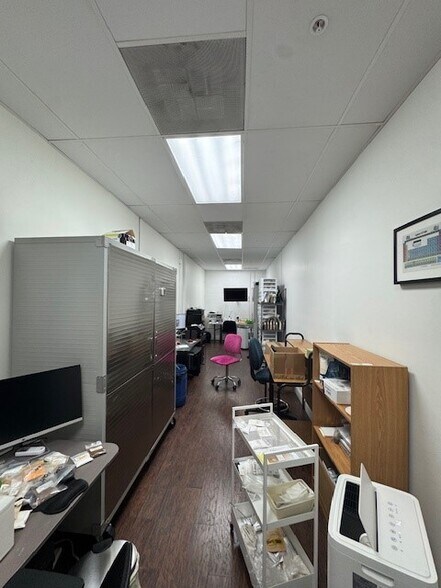 More Photos Of 12601 NW 115th Ave, Medley Warehouse For Lease