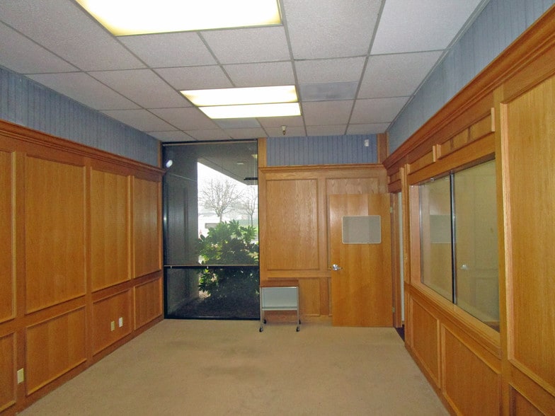 More Photos Of 1234 Apollo Way, Santa Rosa Warehouse For Sale