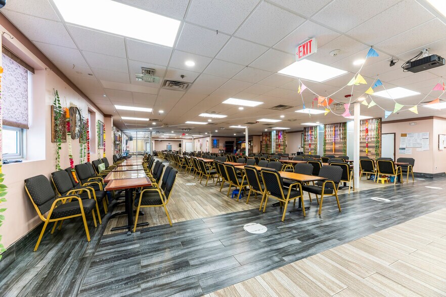 More Photos Of 1501 Livingston Ave, North Brunswick Medical For Lease