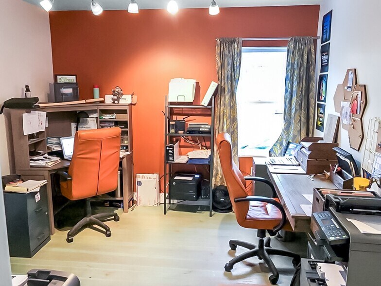 More Photos Of 12 W Taylor St, Reno General Retail For Sale