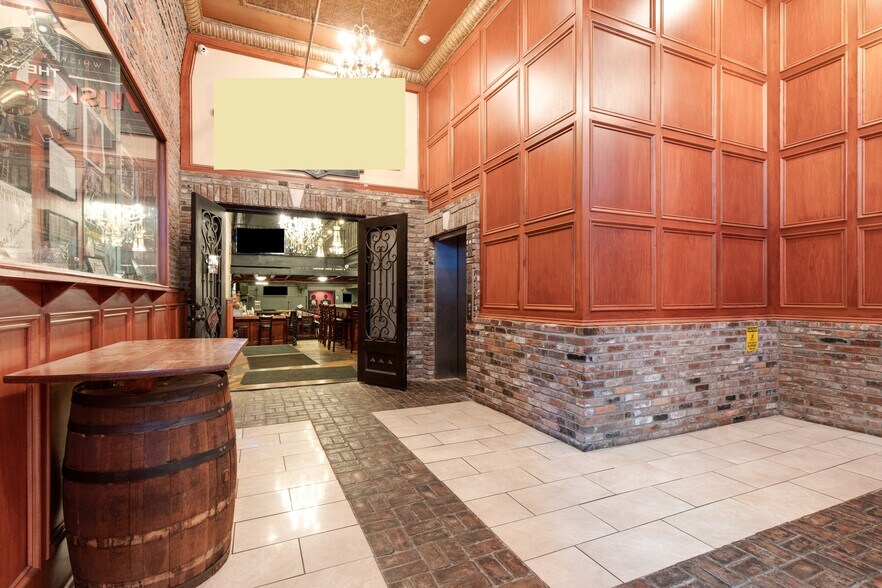 More Photos Of 209 Printers Aly, Nashville Hotel For Lease