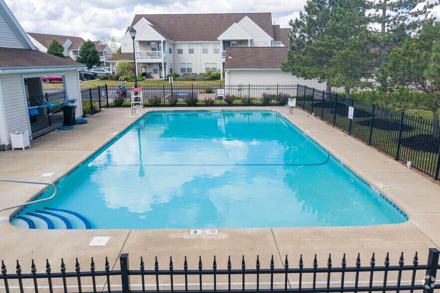 More Photos Of 150 Wexford Pl, Webster Apartments For Lease