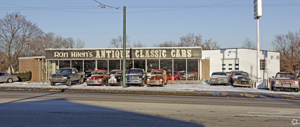 More Photos Of 5020 N Main St, Dayton Auto Repair For Sale