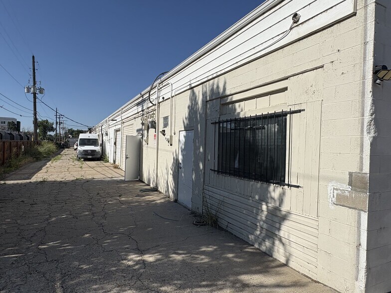 More Photos Of 5634-5636 Newland Way, Arvada Industrial For Sale
