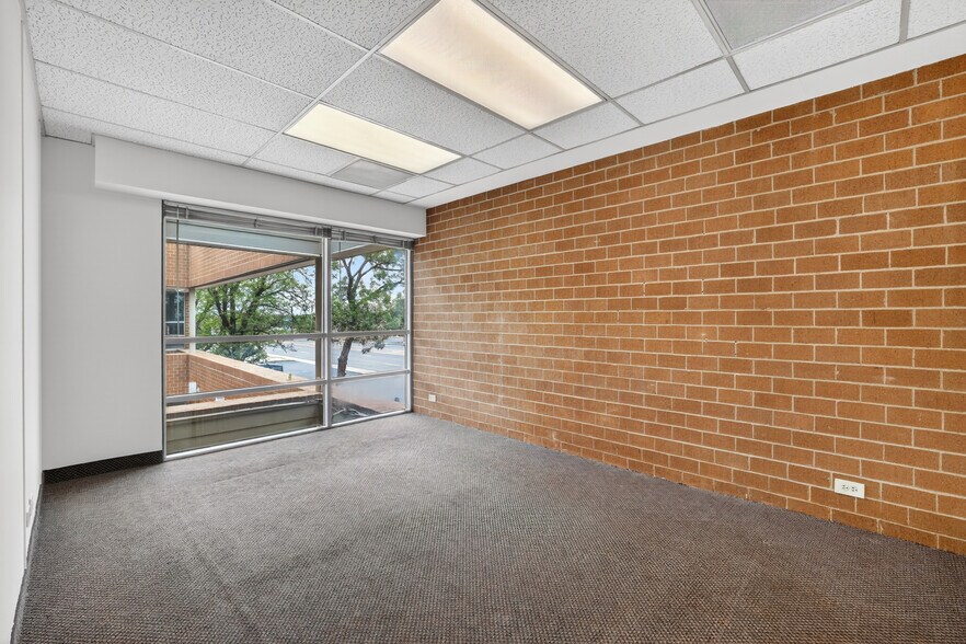 More Photos Of 441 Wadsworth Blvd, Lakewood Medical For Lease