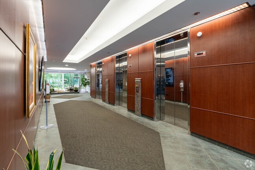 More Photos Of 7501 Boulder View Dr, North Chesterfield Unknown For Lease