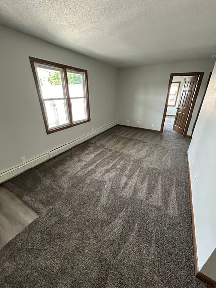 More Photos Of 2519 Clarkson Ave, Des Moines Apartments For Sale