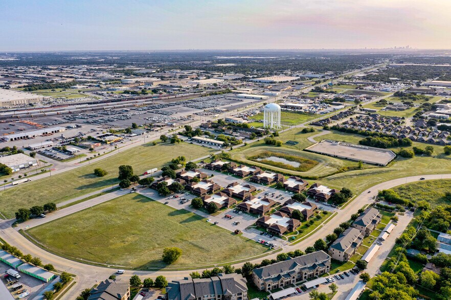 More Photos Of 205 Billings St, Arlington Unknown For Lease