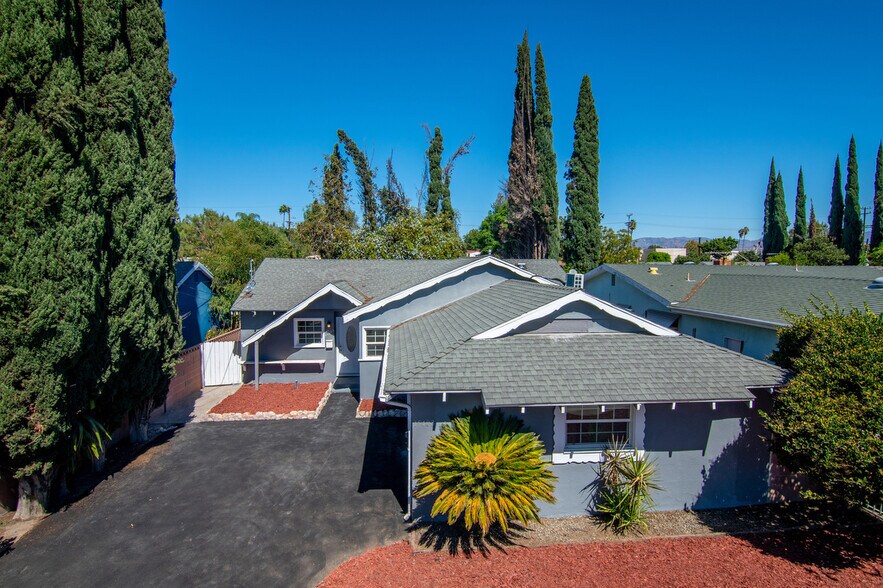 More Photos Of 15405 Covello St, Van Nuys Manufactured Housing Mobile Home Park For Sale