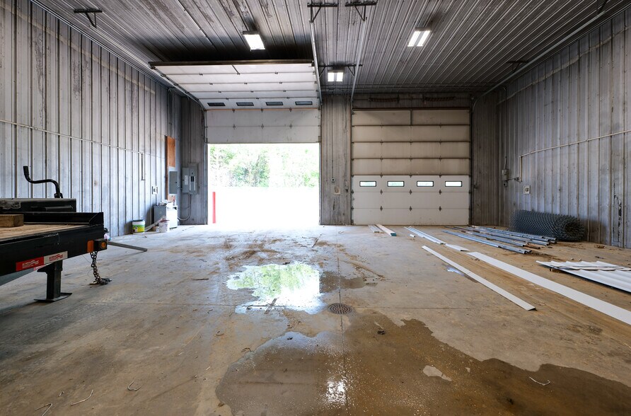 More Photos Of 1730 Daniel Boone Industrial Pky, Truesdale Warehouse For Sale