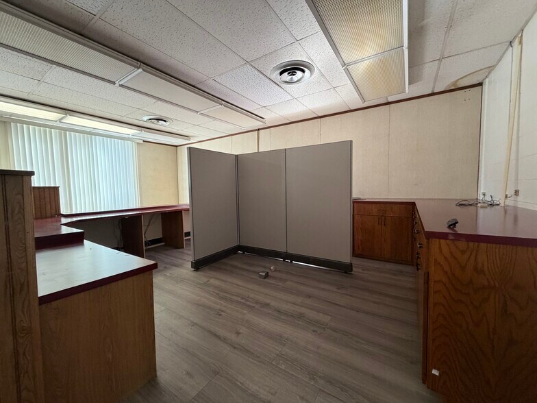 More Photos Of 1905 A St, South Sioux City Industrial For Sale