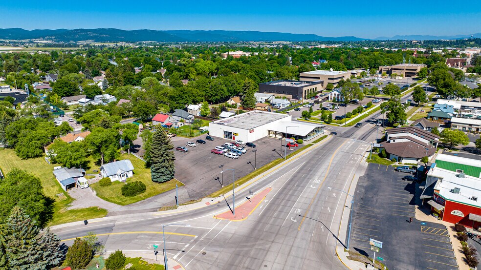 More Photos Of 1212 S Main St, Kalispell Auto Dealership For Sale