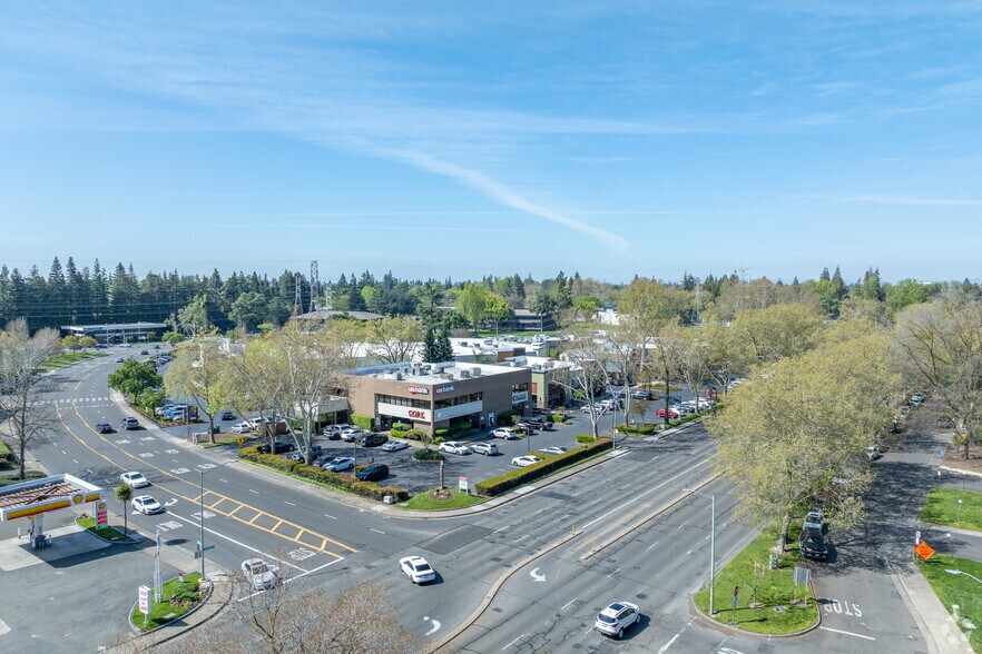 More Photos Of 2264 Fair Oaks Blvd, Sacramento Office For Lease