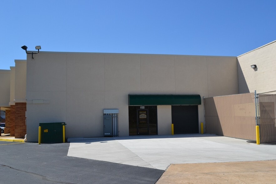 Primary Photo Of 5805-5821 W Norfolk Rd, Portsmouth Unknown For Lease