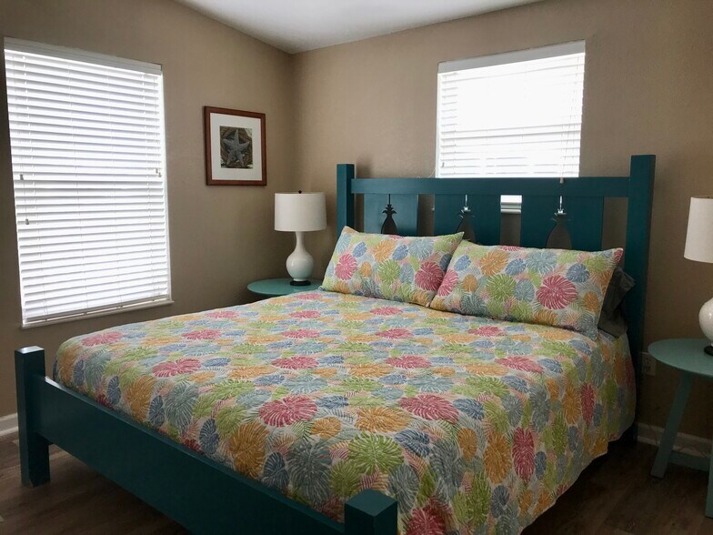 More Photos Of 21544 Overseas Hwy, Cudjoe Key Hotel For Sale