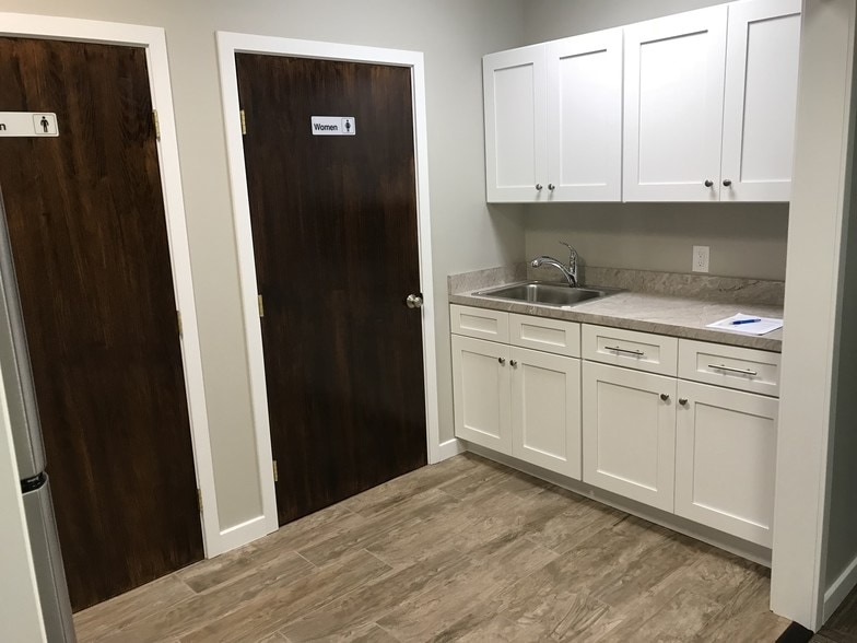 More Photos Of 2214 Route 37 E, Toms River Office For Lease