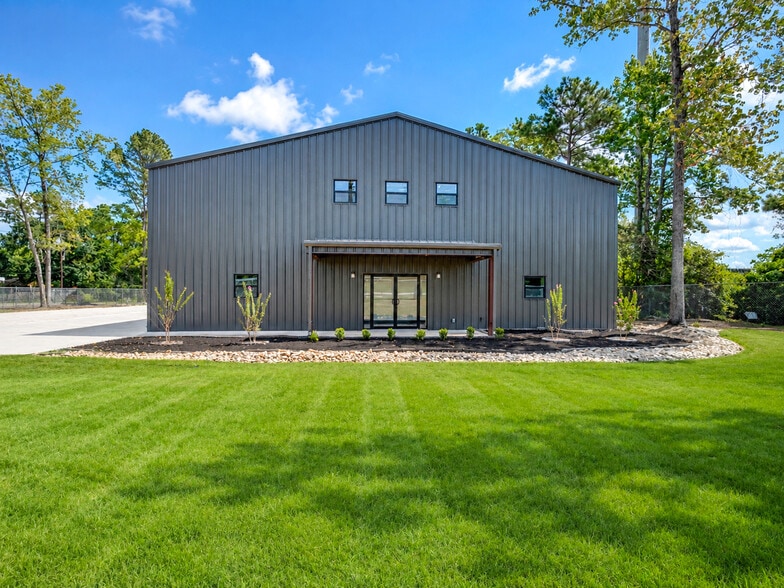 More Photos Of 8382 Miller Rd, Magnolia Industrial For Sale