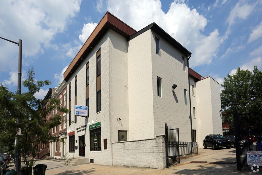 More Photos Of 1835 S Broad St, Philadelphia Medical For Sale