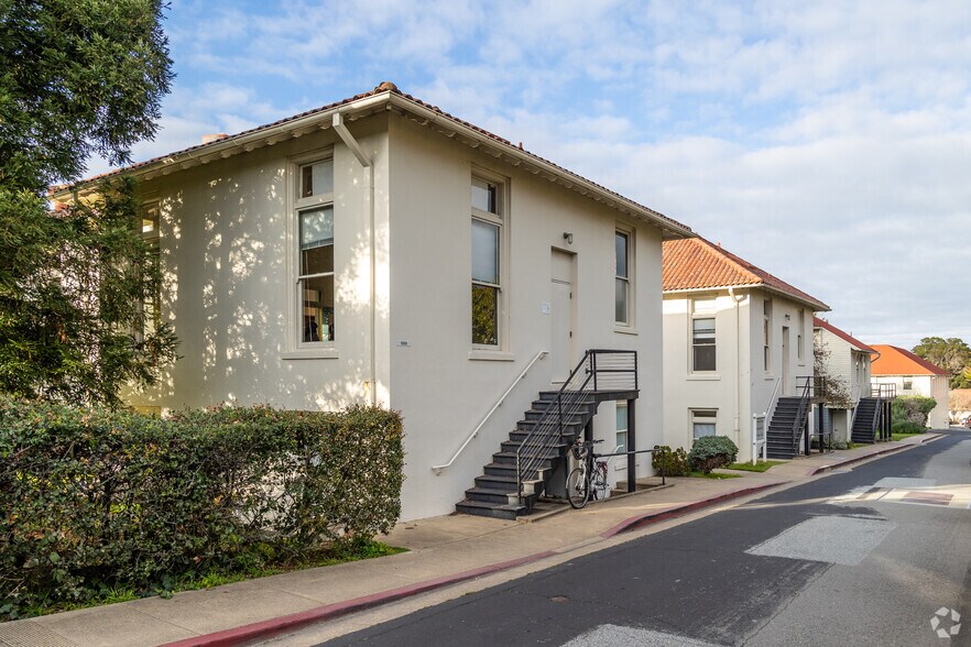 More Photos Of 1007-1009 General Kennedy Ave, San Francisco Office For Lease