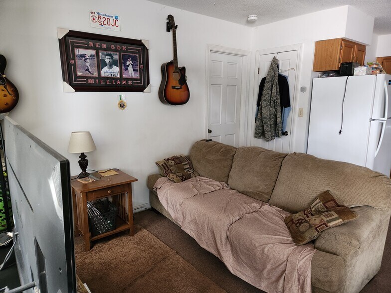 More Photos Of 53 -55 Rte 30 N, Castleton Flex For Sale