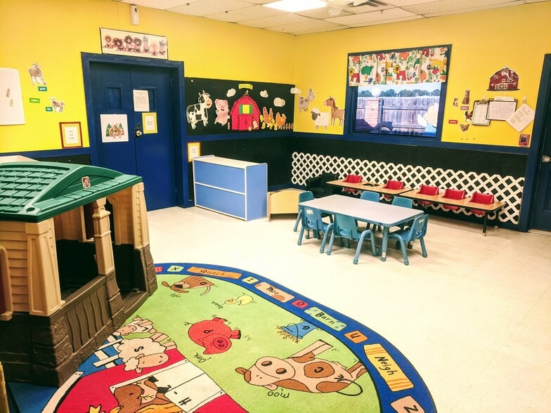 More Photos Of 1804 NW 52nd St, Lawton Specialty For Sale