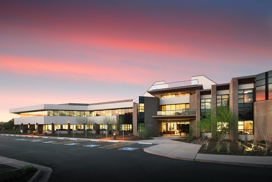 More Photos Of 17200 N Perimeter Dr, Scottsdale Coworking Space