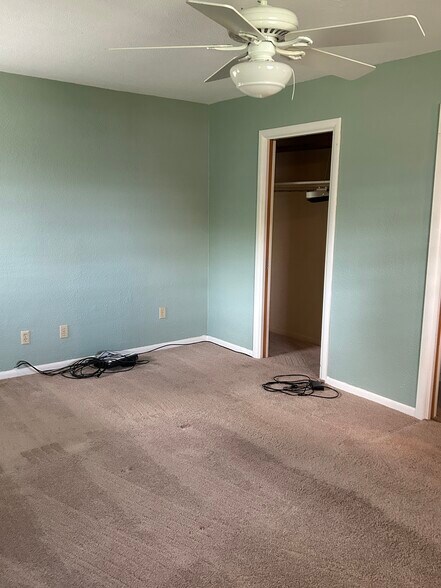 More Photos Of 3925 Business 83, Weslaco Auto Repair For Sale