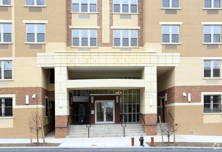 More Photos Of 1776 Boston Rd, Bronx Apartments For Lease
