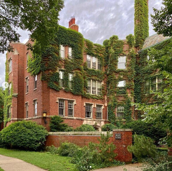 More Photos Of 940 Judson Ave, Evanston Apartments For Sale