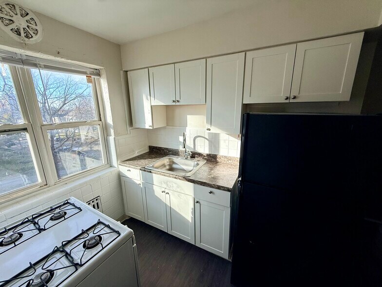 More Photos Of 2334 Kemper Ln, Cincinnati Apartments For Sale